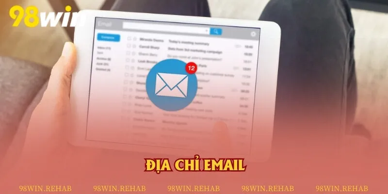 Nhận hỗ trợ chi tiết và kịp thời qua thư điện tử